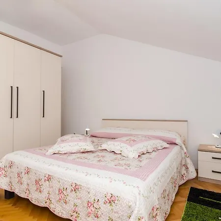 With Wifi - 9118 Apartment *